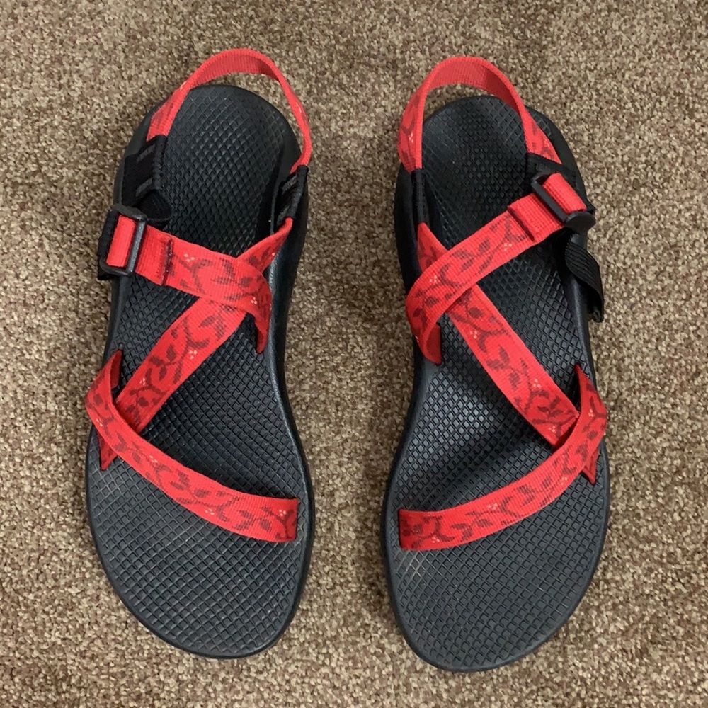Vibram Floral Red Sandals - Picture 2 of 5
